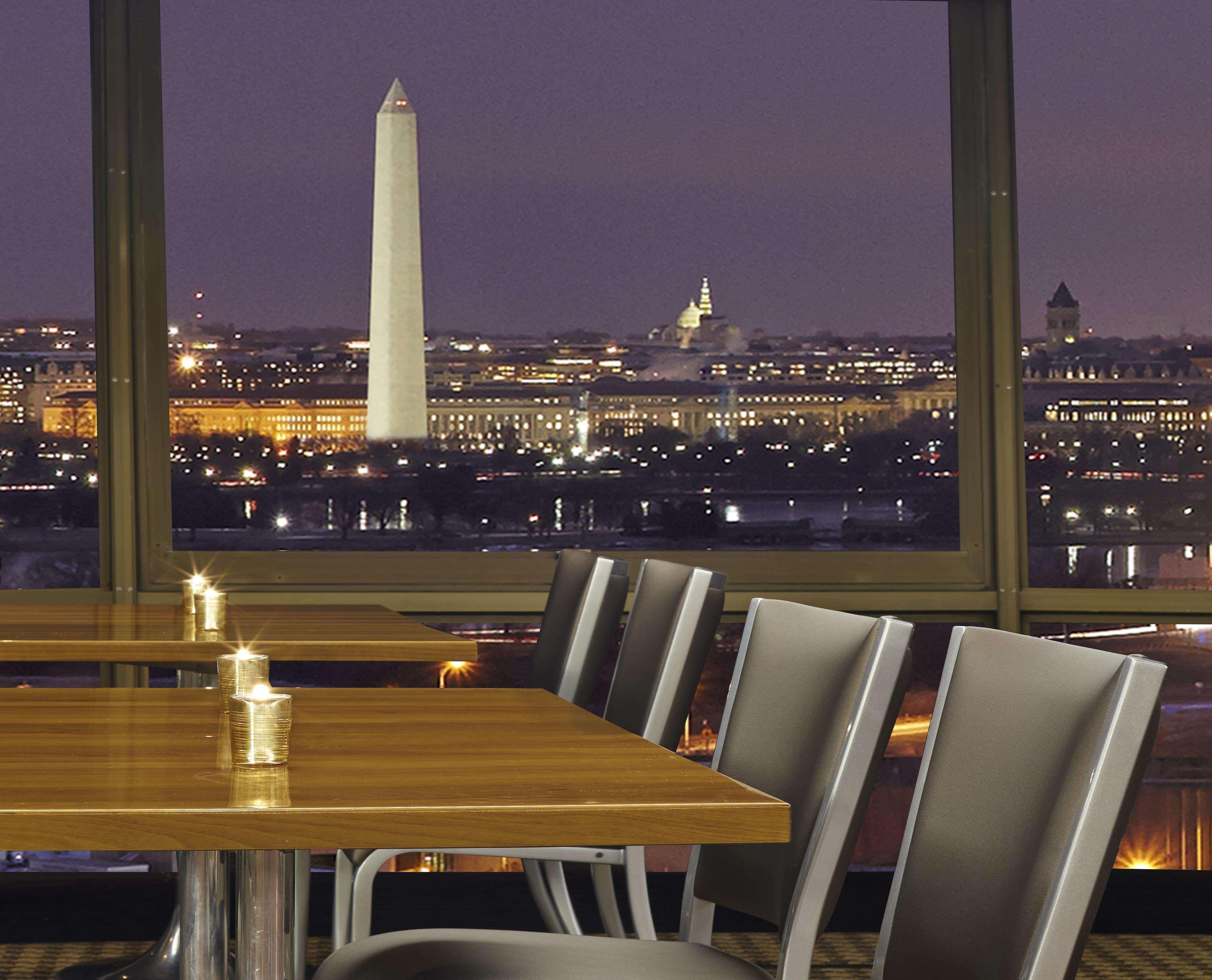 Doubletree By Hilton Washington Dc - Crystal City Арлингтон Экстерьер фото