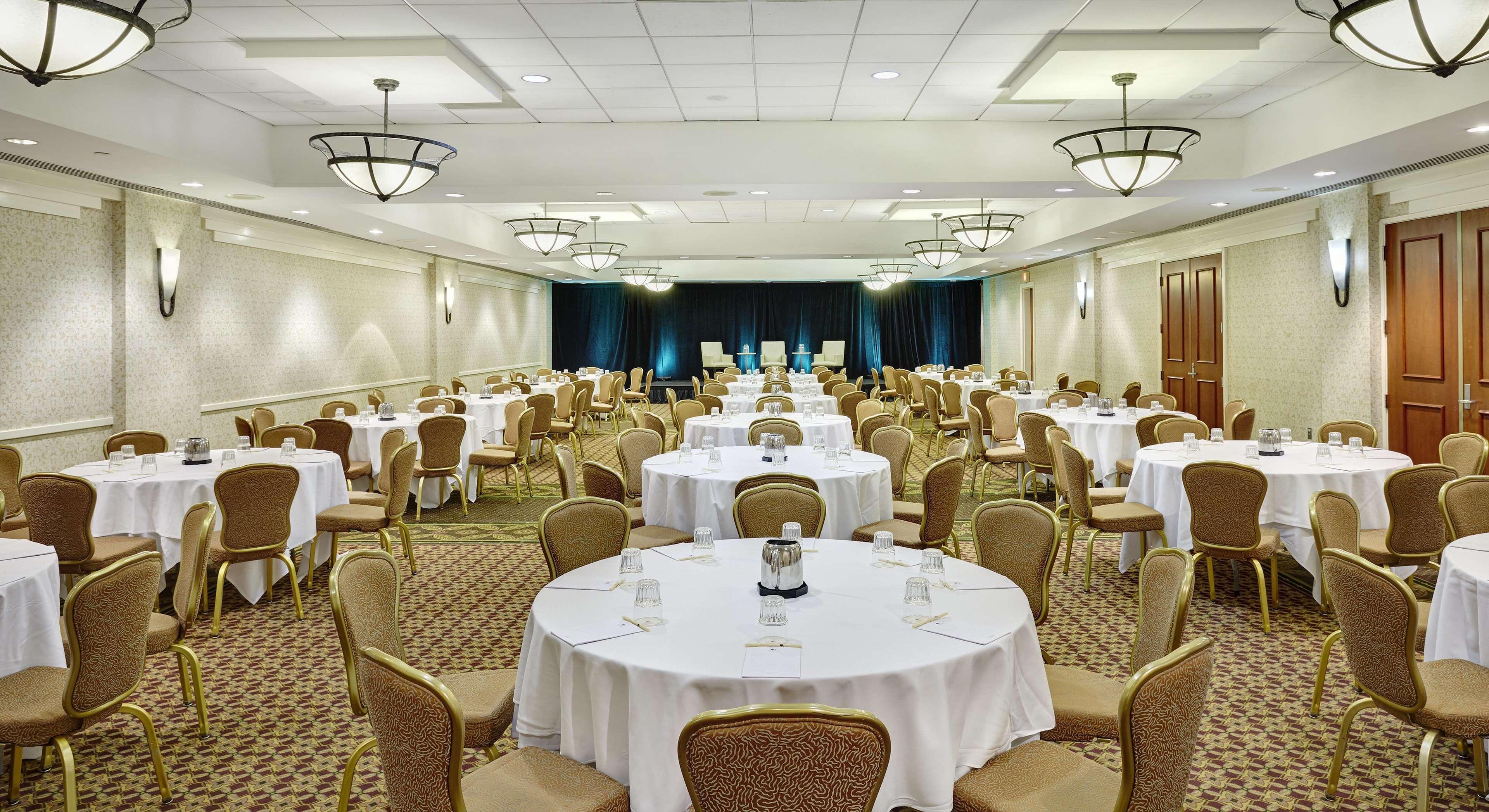Doubletree By Hilton Washington Dc - Crystal City Арлингтон Экстерьер фото