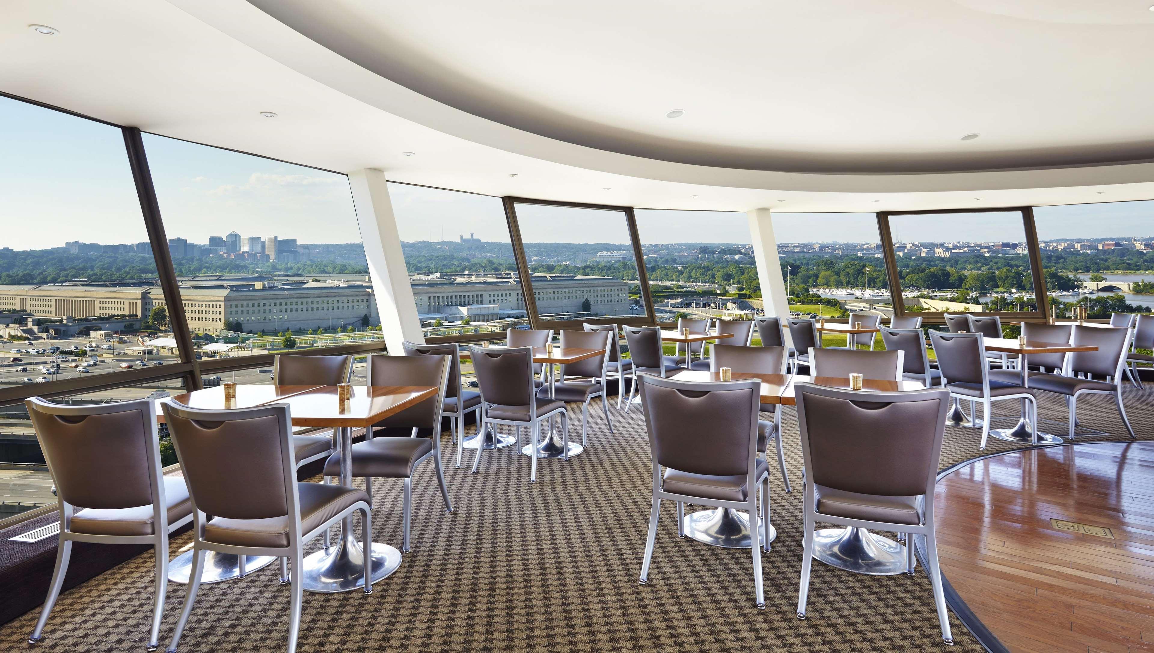 Doubletree By Hilton Washington Dc - Crystal City Арлингтон Экстерьер фото