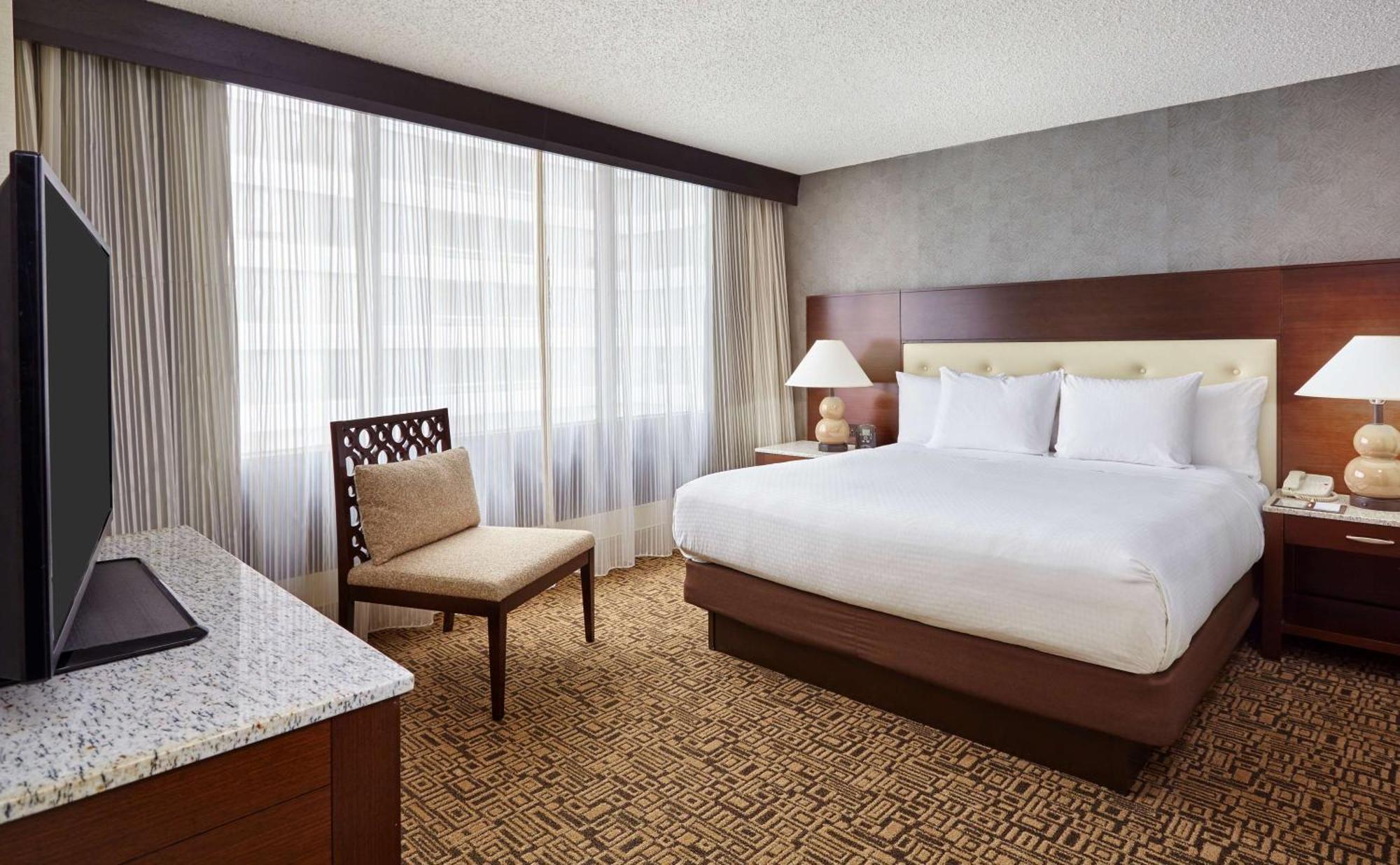 Doubletree By Hilton Washington Dc - Crystal City Арлингтон Экстерьер фото
