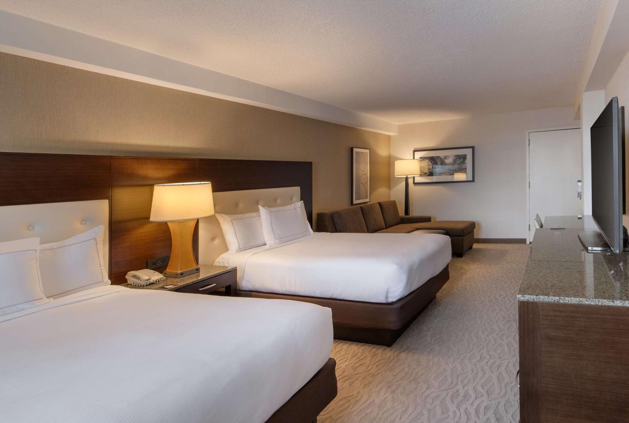 Doubletree By Hilton Washington Dc - Crystal City Арлингтон Экстерьер фото